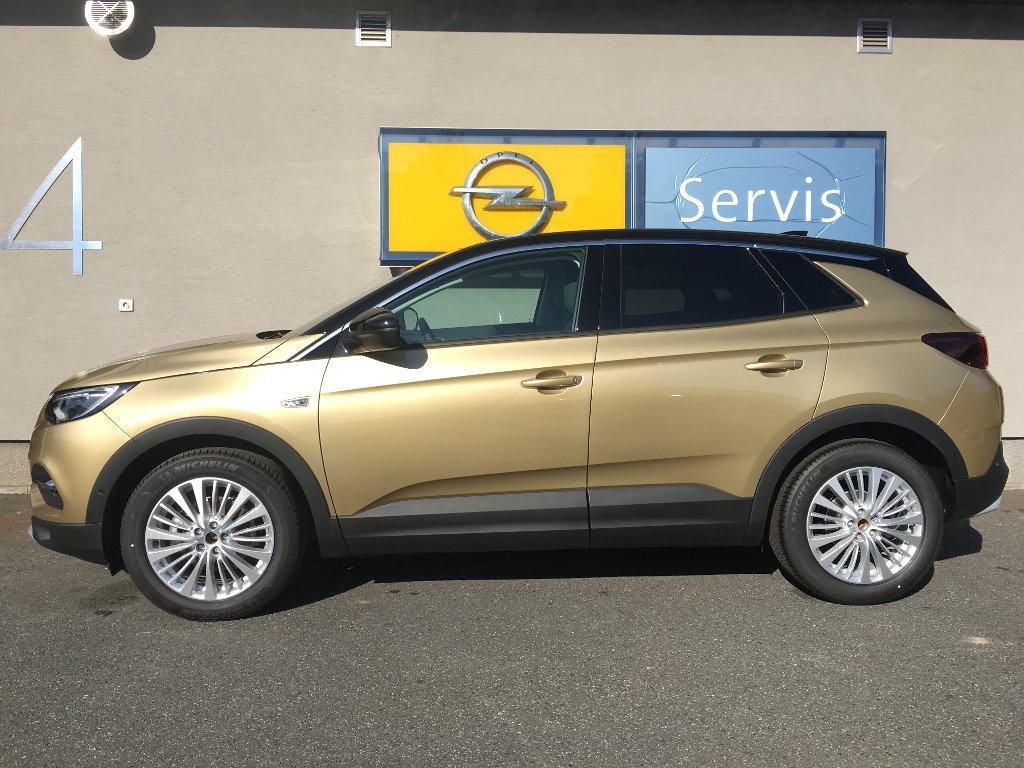 Opel Grandland X INNOVATION 1.2T MT6 Opel Grandland X