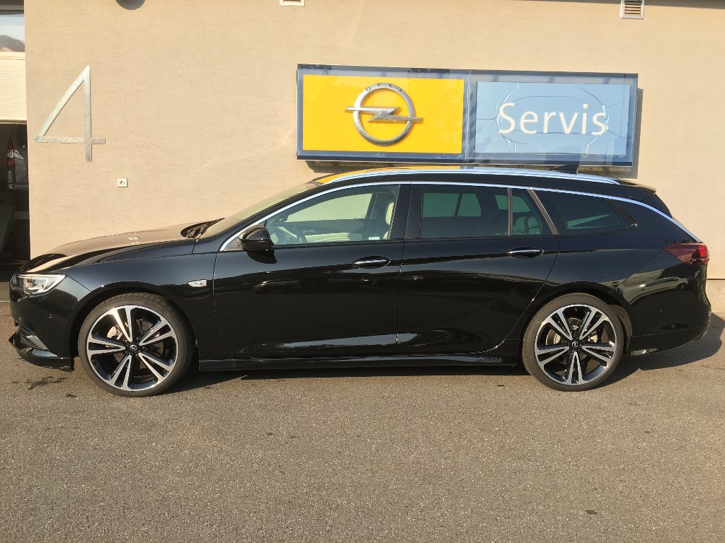 Opel Insignia EXCLUS 2.0CDTI BiTURBO AT8 4x4 Opel Insignia