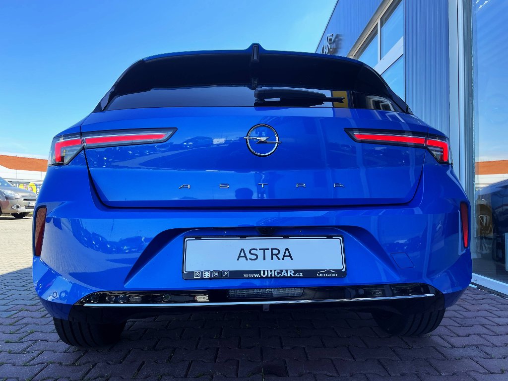 Opel Astra Elegance HB !NOVINKA! Opel Astra