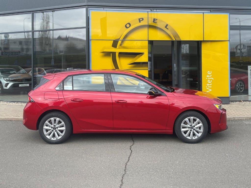 Opel Astra Edition 1.2T (81kW/110hp) MT6 Opel Astra