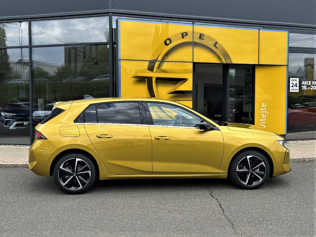 Opel Astra Elegance 1.2T 96kW AT8 Opel Astra