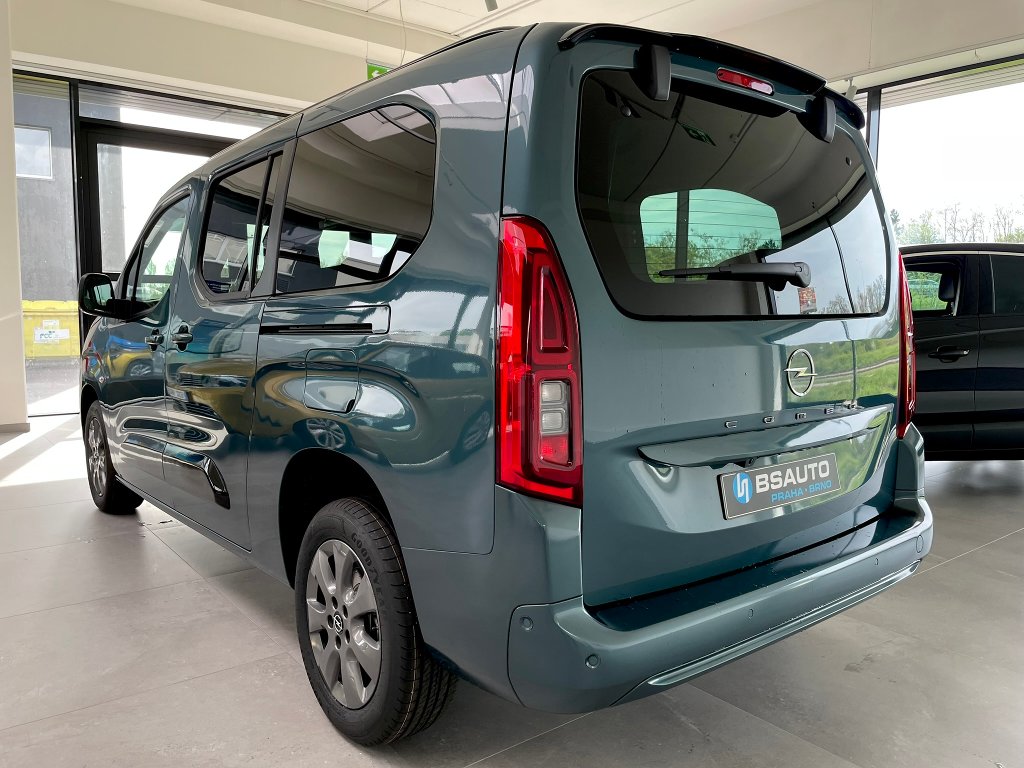 Opel Combo ElegancePlus XL 1,5CDTi 7 míst Opel Combo