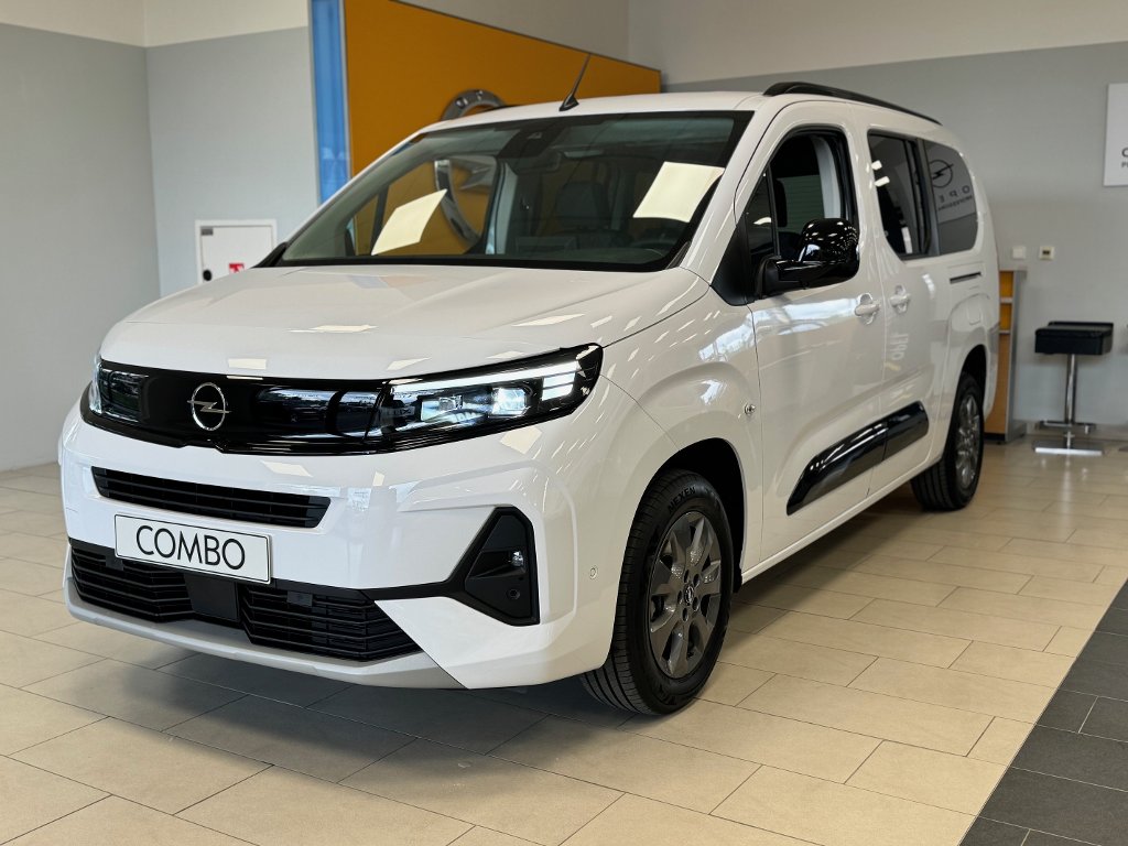 Opel Combo Elegance Plus L2H1 AT 7 míst! Opel Combo