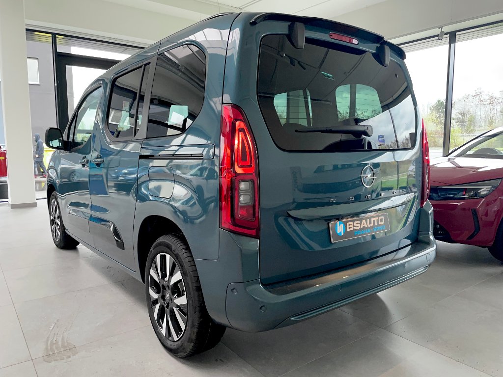 Opel Combo Elegance Plus 1,5CDTi 130k MT6 Opel Combo