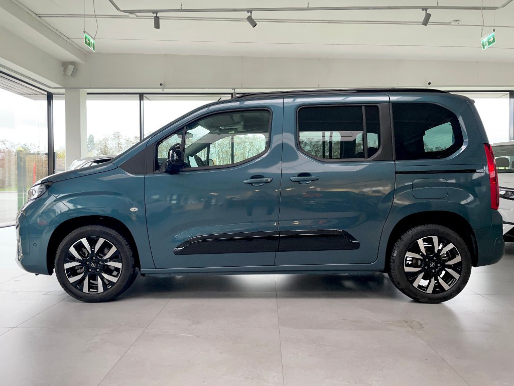 Opel Combo Elegance Plus 1,5CDTi 130k MT6 Opel Combo