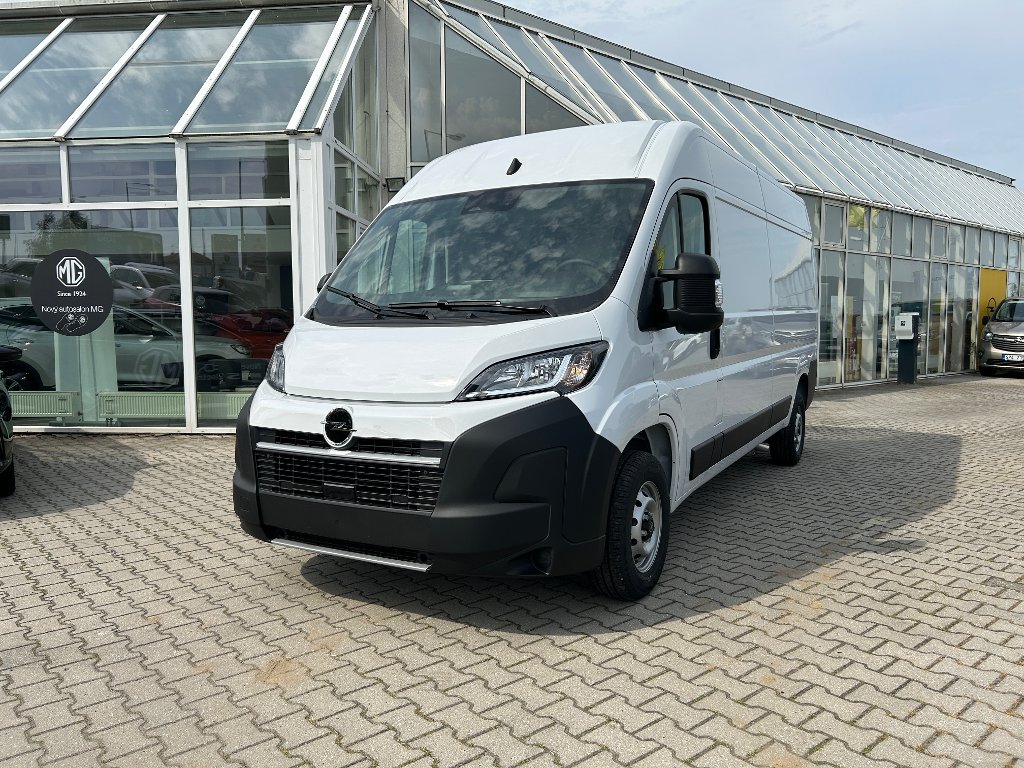 Opel Movano