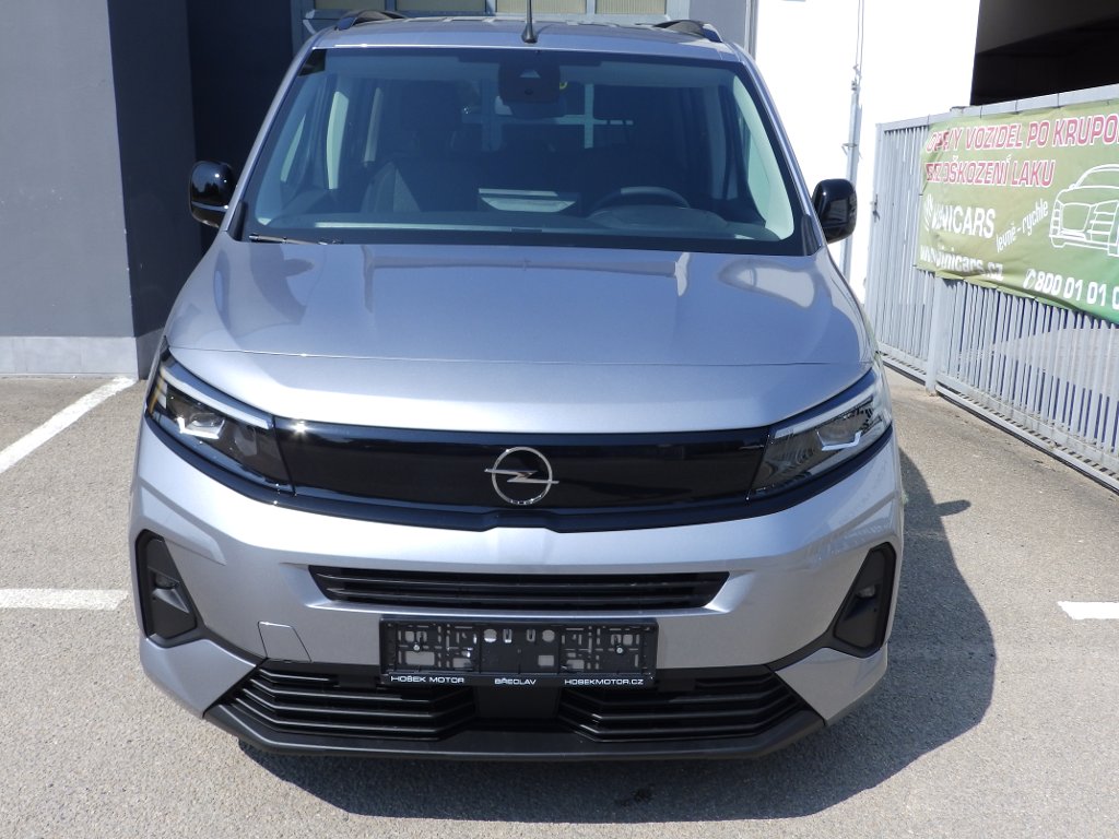 Opel Combo Edition Plus 1.2Turbo L1 Opel Combo